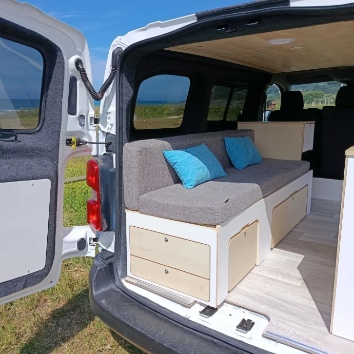 aménagement simple vans IDF | Miss &amp; Misster Van