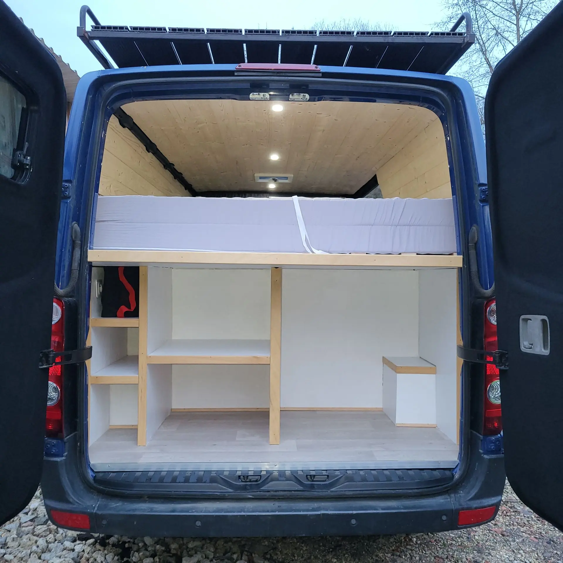 Fourgon aménagé coffre; van aménagé coffre