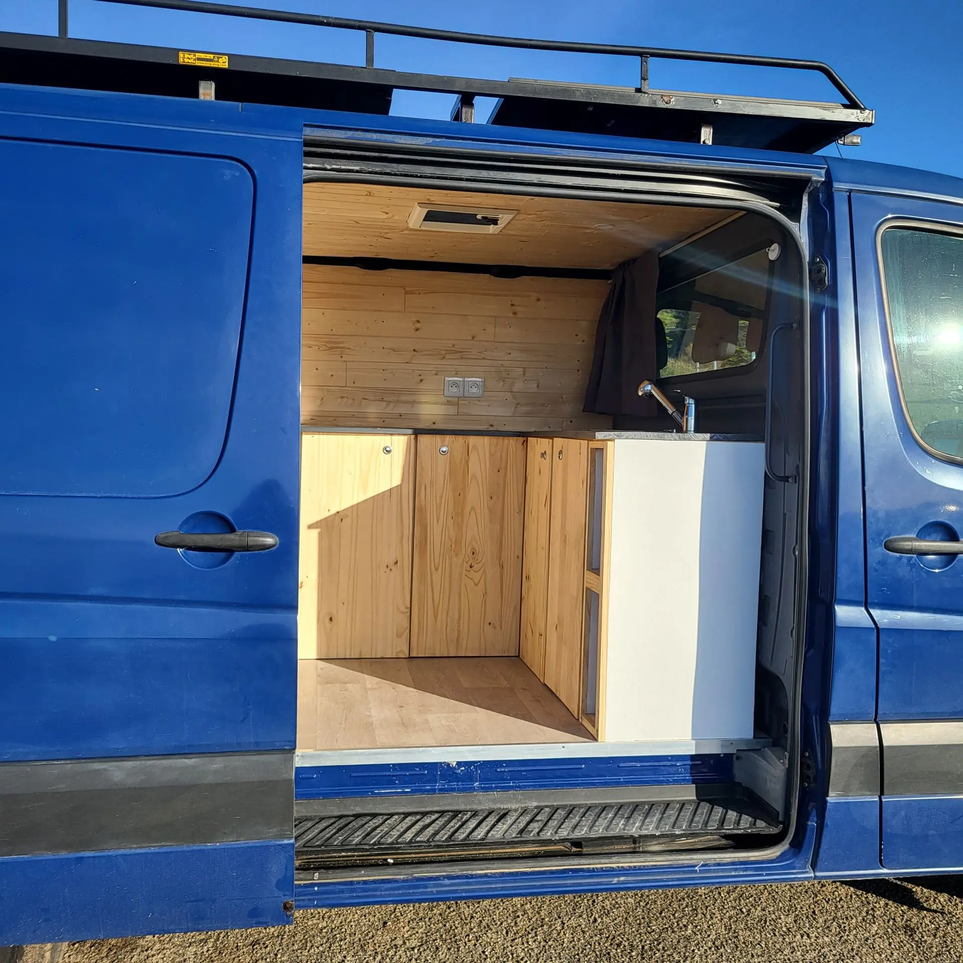 Fourgon aménagé cuisine; van aménagé cuisine