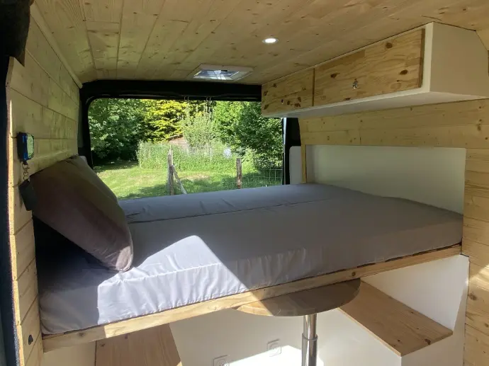 peugeot boxer aménagé lit